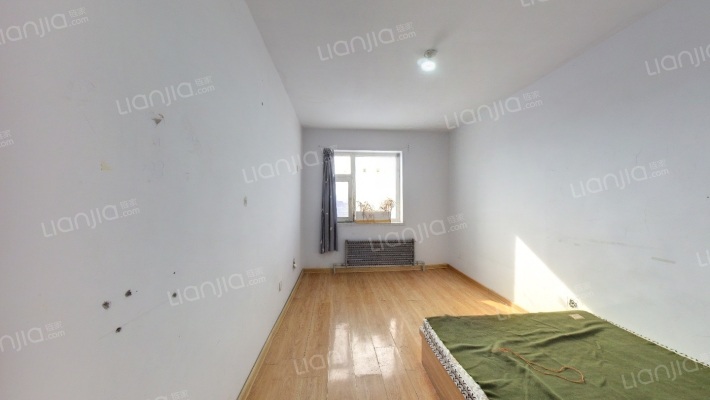 鲁辉国际八区二手房实景图