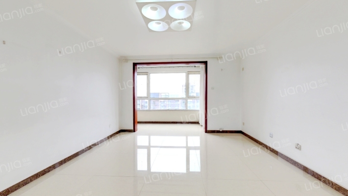 东恒时代二期二手房实景图