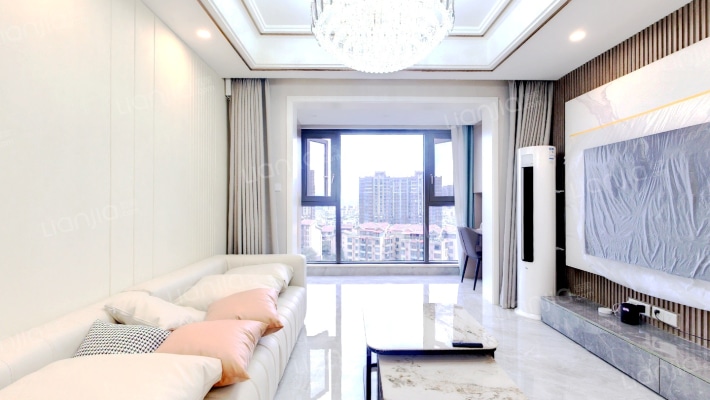 铂悦郡二手房实景图