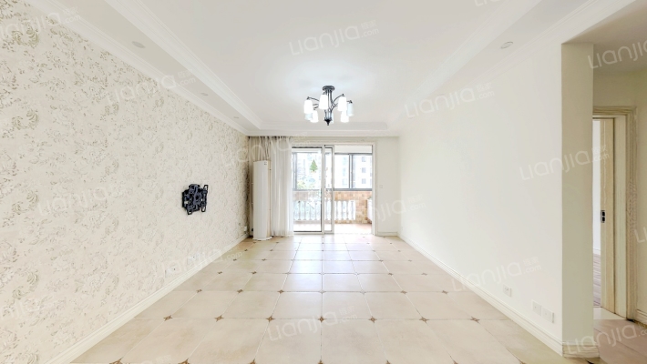 东方龙苑二手房实景图