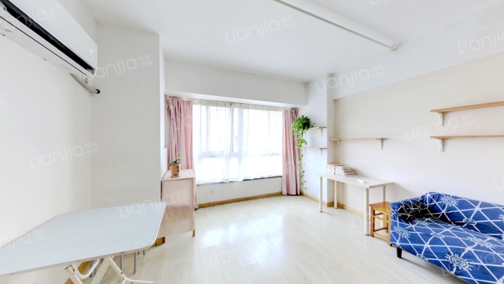 龙吟广场二手房实景图