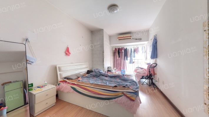 高新品阁二手房实景图