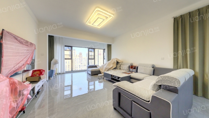 花样年龙年中心三期二手房实景图