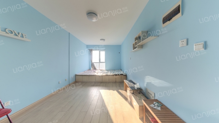 宏程名仕小区二手房实景图