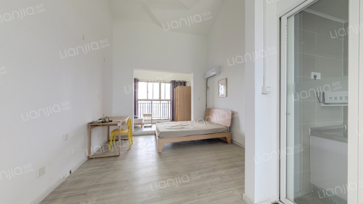 中南世纪雅苑二期二手房实景图