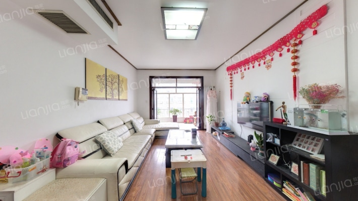 荷兰庄园二手房实景图