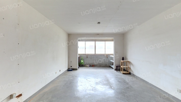 紫菊新苑二手房实景图