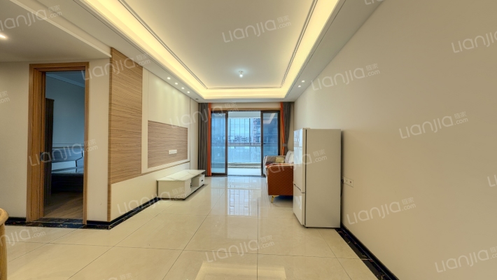 麓云二手房实景图