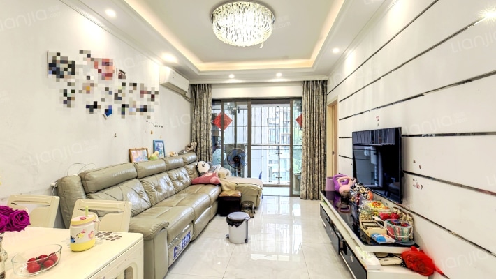 山海津二手房实景图