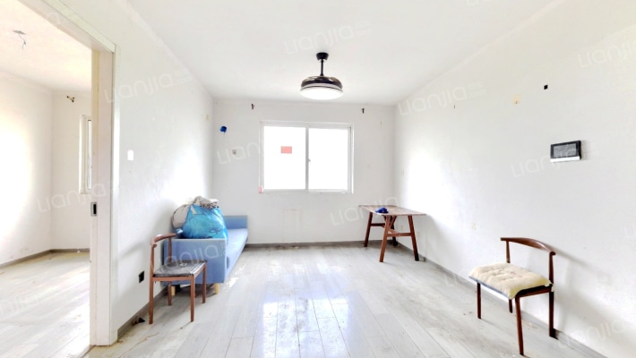 松南城嘉隆坊二手房实景图