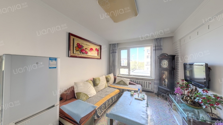 雪松新城E区二手房实景图