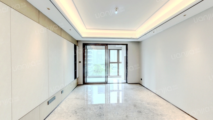 万科翡翠滨江二手房实景图