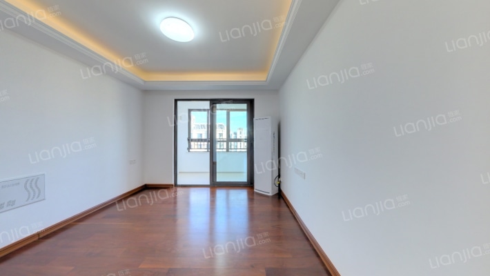 蓝天慧融花园二手房实景图