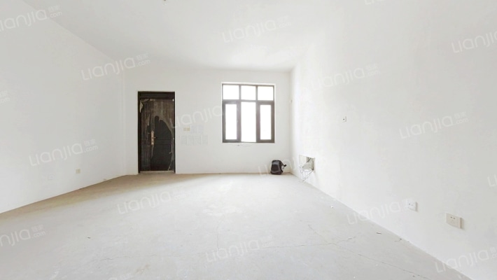 世茂玲珑台二手房实景图