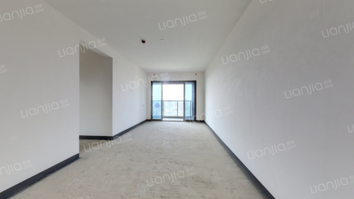 常青藤湖上初晴二手房实景图