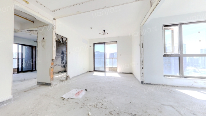 九龙仓珑玺二手房实景图