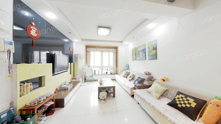 东方城香梅家园南区二手房实景图