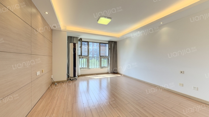 长阳半岛怡和路6号院二手房实景图