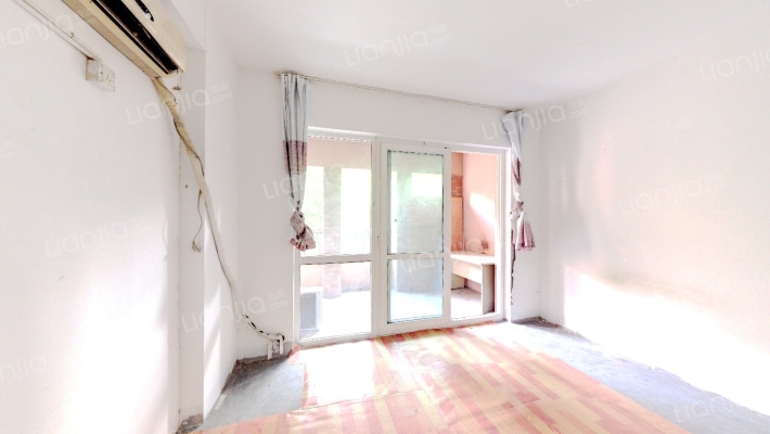 格兰春天三期二手房实景图