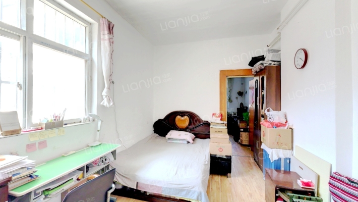 石铁33宿舍二手房实景图