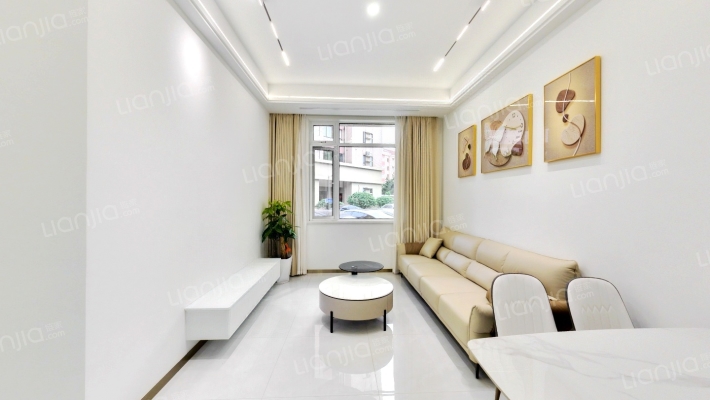 VIP大厦二手房实景图