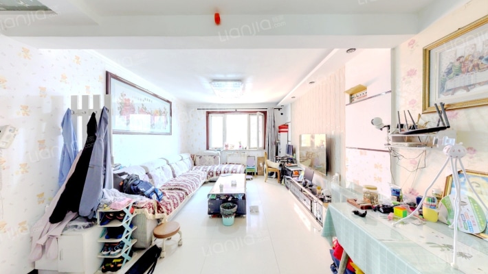 天滋嘉鲤北区二手房实景图