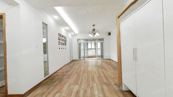 阳光水岸二手房实景图