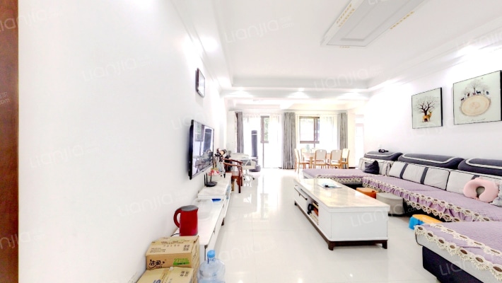 上善天成二手房实景图