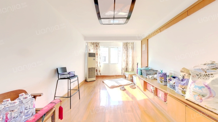 万盛花园二手房实景图