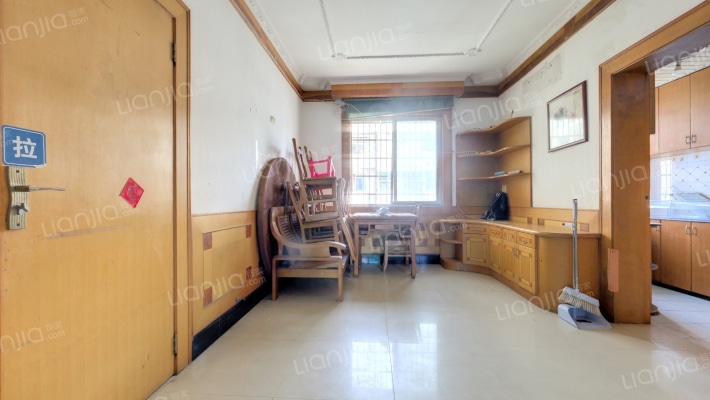 闻兴路366号二手房实景图