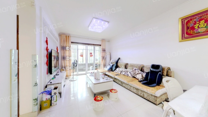 置信逸都B区二手房实景图