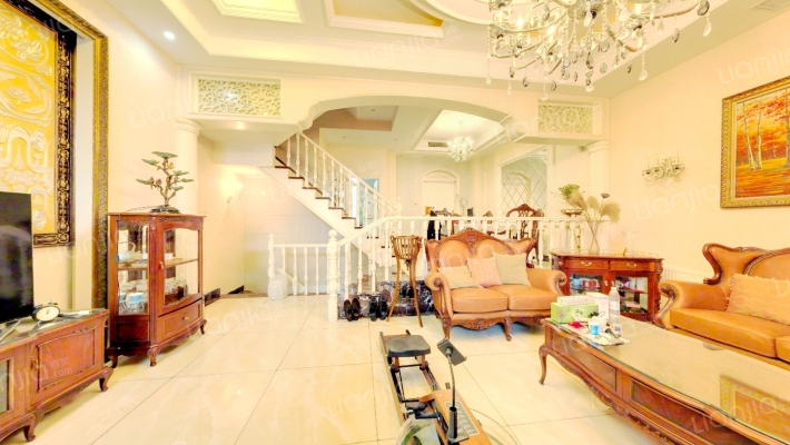 嘉利华府庄园一区二手房实景图