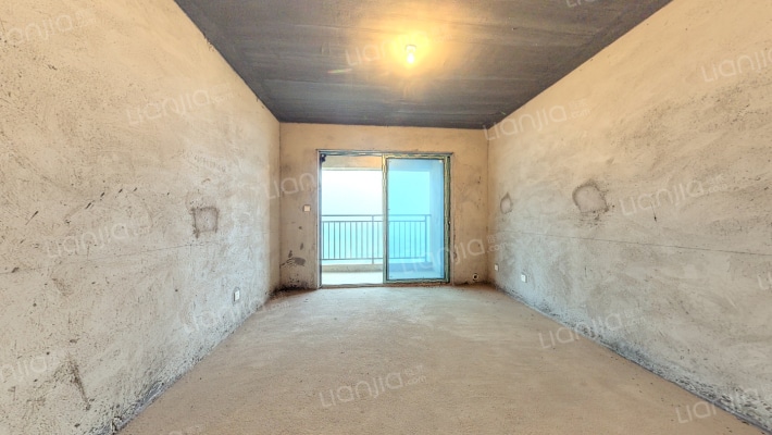 绿色金典二手房实景图