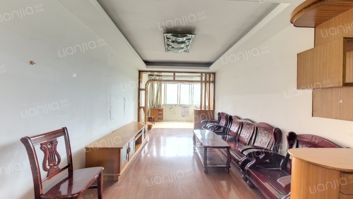 少管所宿舍二手房实景图