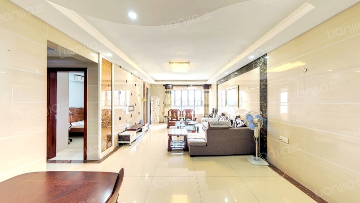 泓都名邸二手房实景图