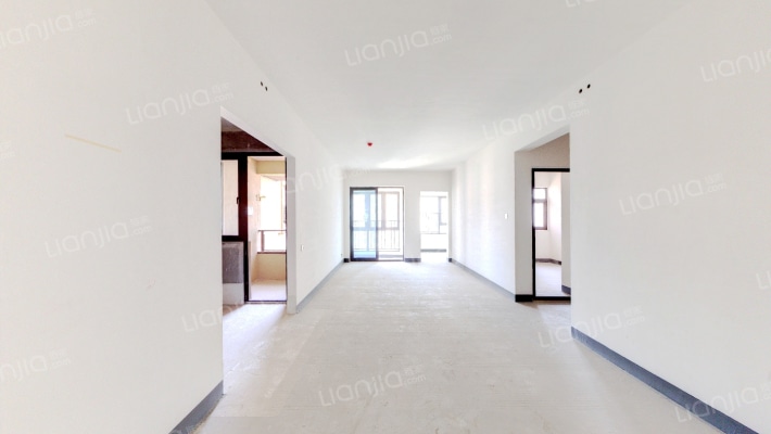 公园大道菁澜一组团二手房实景图