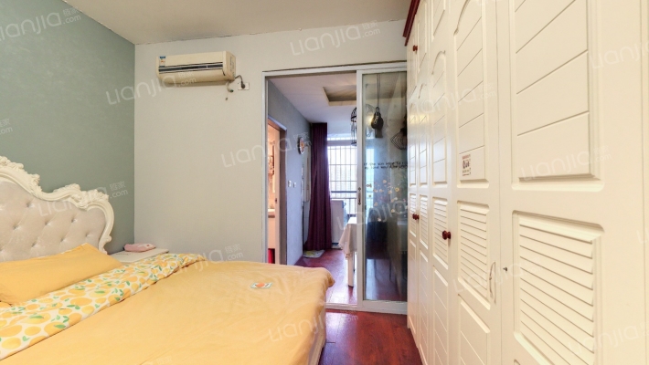 志龙石坪苑二手房实景图