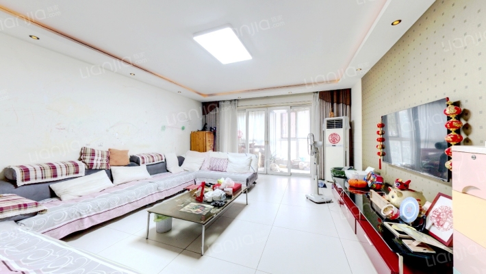 卧龙花园一区二手房实景图