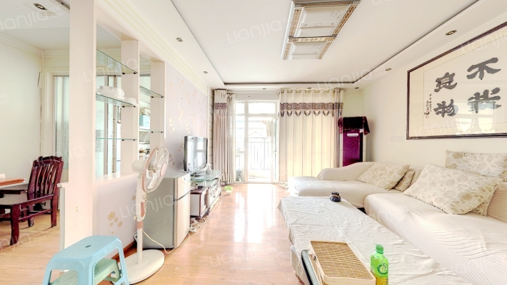 普利商务中心二手房实景图