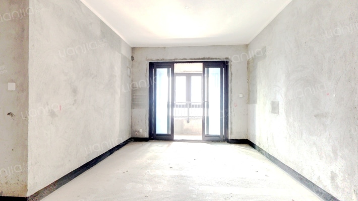 重庆融创文旅城御岸二手房实景图