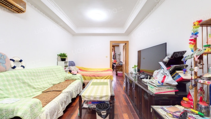 政立路830弄二手房实景图