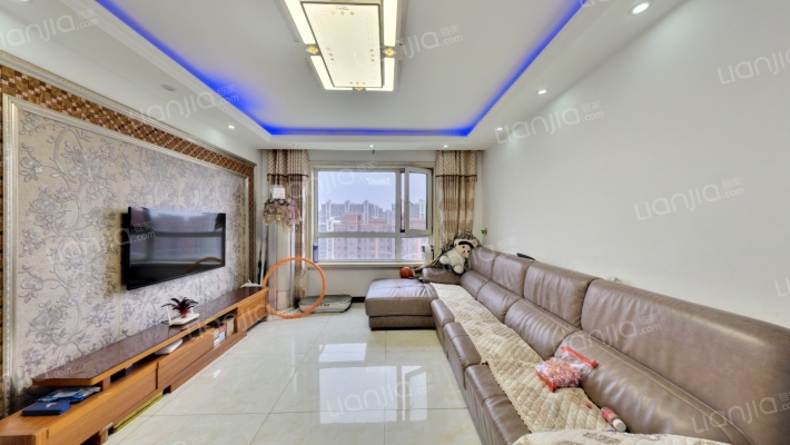 卓扬北湖湾B区二手房实景图