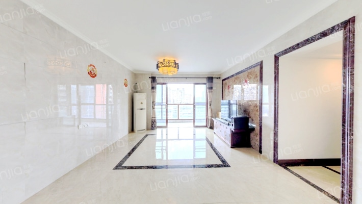 东堤水岸二手房实景图