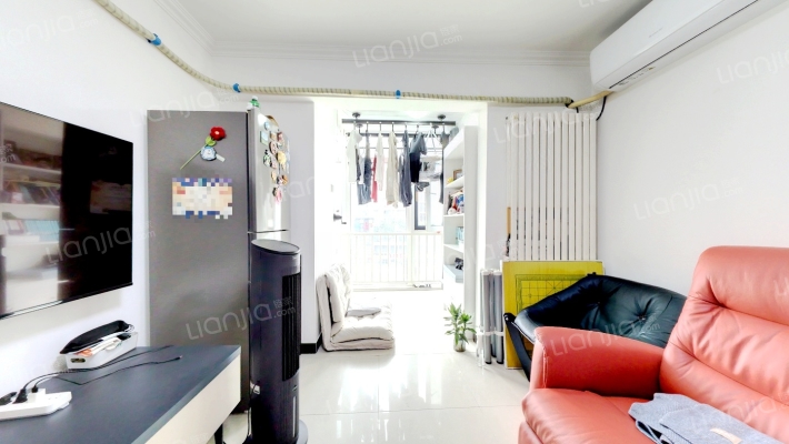 卢卡新天地二手房实景图