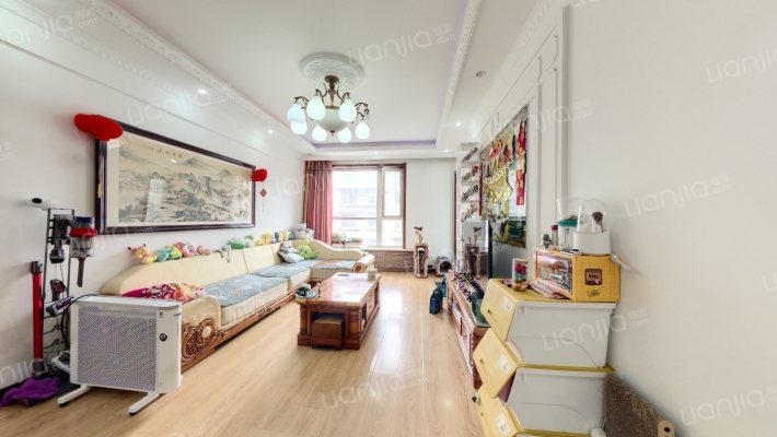 体育场小区二手房实景图