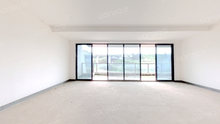 万科十七英里江入园二手房实景图