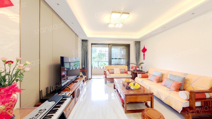 恒荣城市溪谷二手房实景图