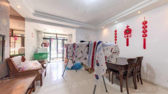 多蓝水岸银沙苑二手房实景图