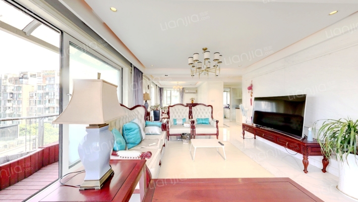 天泓山庄怡山苑二手房实景图