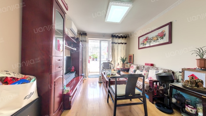 怡乐花园二手房实景图